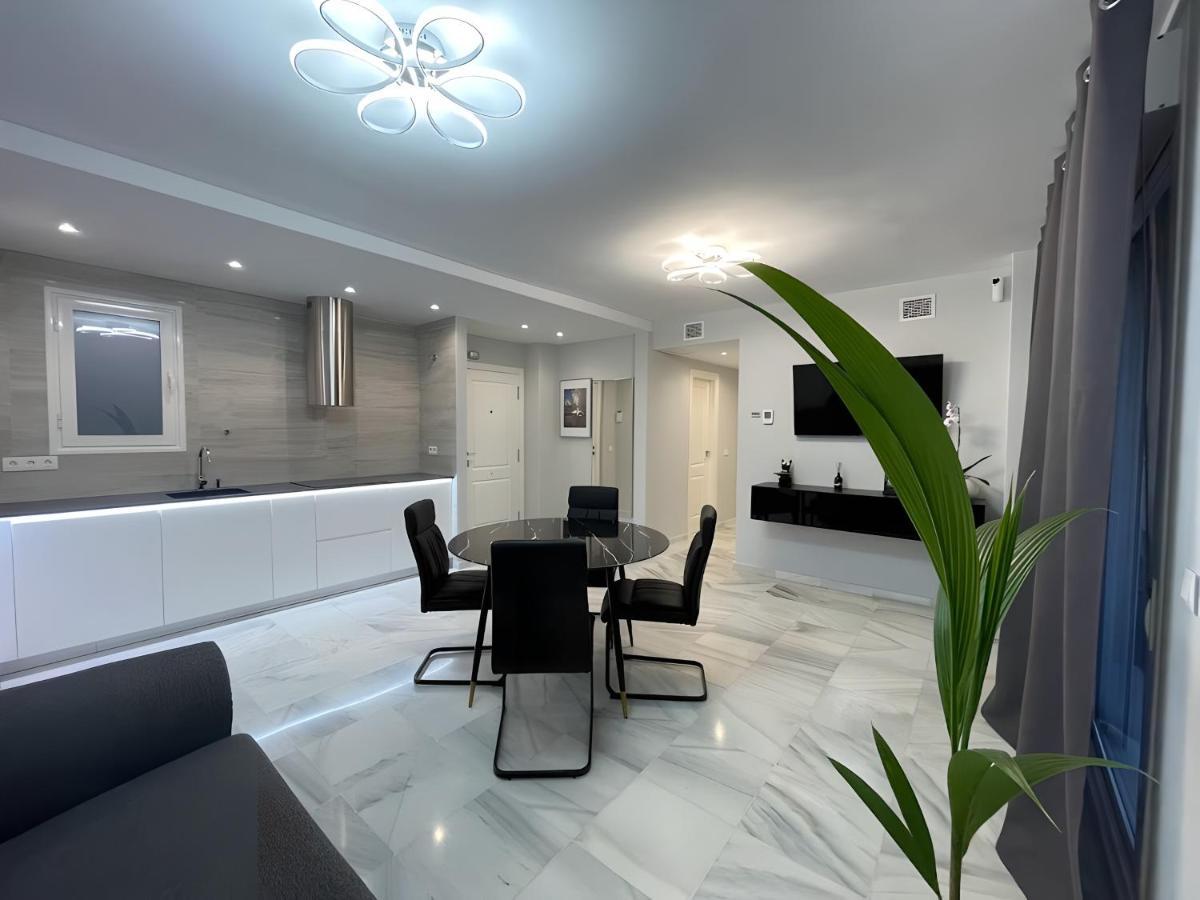 Luxury Apartment Benalmadena First Line Luaran gambar